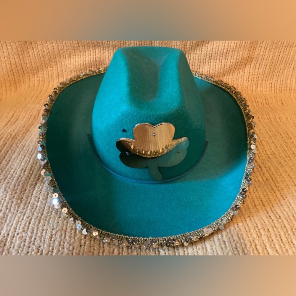 St. Patrick’s Day Shamrock Sequin Light-Up Cowboy Hat, Battery-Powered